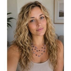 Mother of Pearl Multi Strand Necklace‎ Women OS Like New